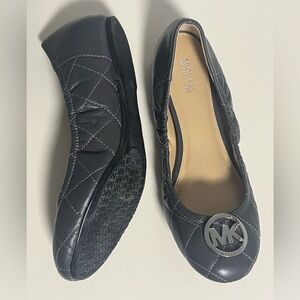 MICHAEL KORS US 8M Graphite Leather Quilted Ballet Flats Silver Logo Medallion